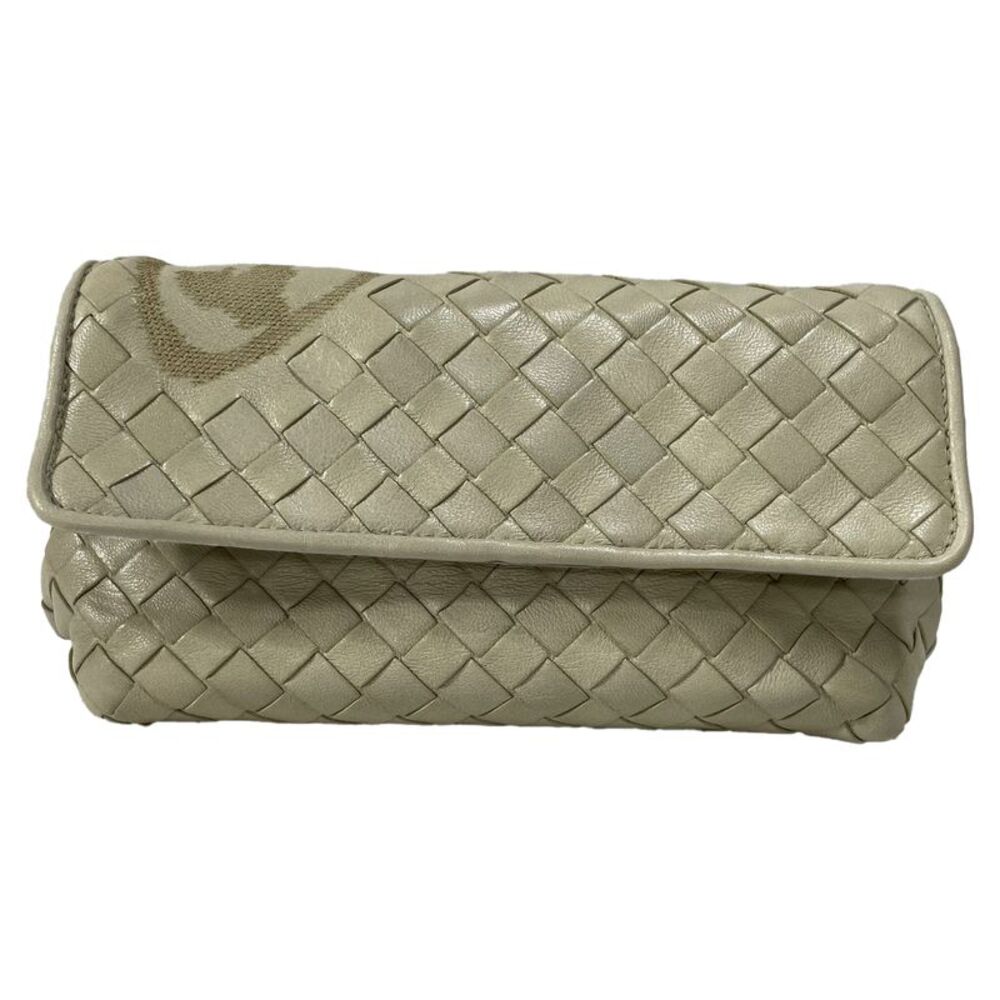 Bottega Veneta Butterfly Intrecciato Flap Clutch Bag in Beige Leather